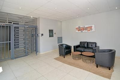 The Westpoint -Modern ,secure apartment