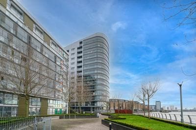 Large 2Bed 2Bath Apartment Beautiful River Views London Greenwich Cutty Sark
