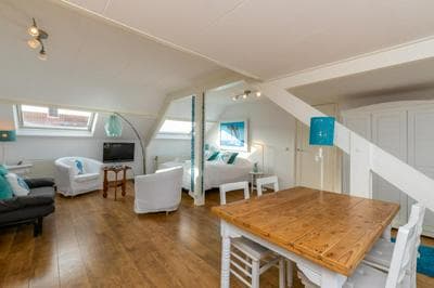 Welcome in - Bovenappartement nabij het strand I Zuidstraat 111a, Westkapelle