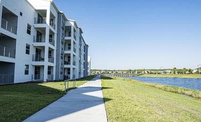 Cozy 3-bed Deluxe Apt at Storey Lake near Disney