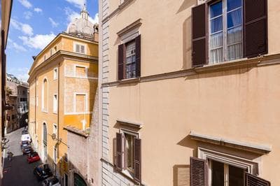 Campo dei fiori Royal Orchid apartment