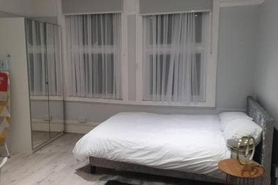 Studio flat in lovely Alexandra Palace London