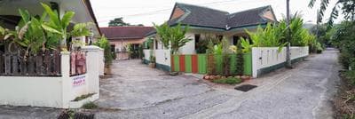 Bangtoa room with kitchen near Lotus MMA & Beach