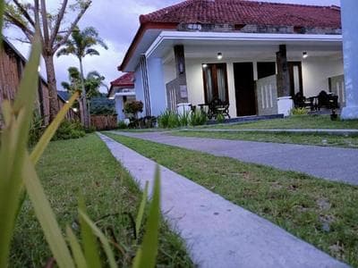 Sapak Bungalow
