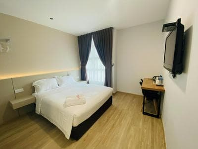 U and Me Hotel KULAI