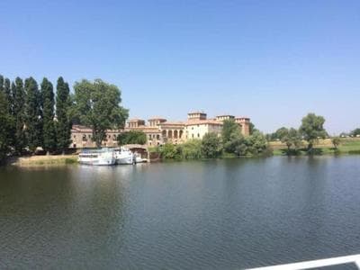 Appartamento trilo fronte Parco con parking e uso bici gratis Check out h18