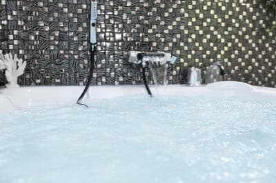 Trastevere Silver King Jacuzzi Suite