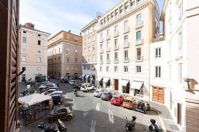 Apartment by the Pantheon with two Bedroom 2 bathroom