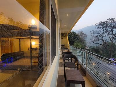 The Hosteller Jeolikote