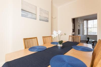 Beautiful Home in Camden with Garden