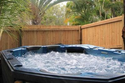 Bellevue Lodge Guest Favourite, Hot Spa, Walk to Town