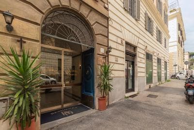 GuestHost - Bright Apartment near Villa Borghese