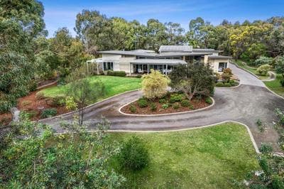 Torquay Bliss Retreat with Sauna and Hot Tub