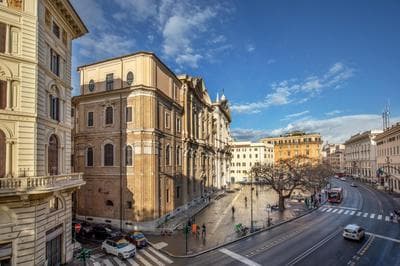 Navona Sky Palace