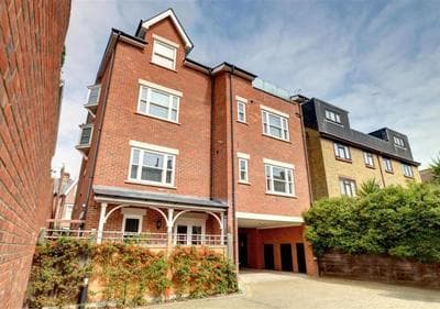 4 Bed in Broadstairs oc-ek149