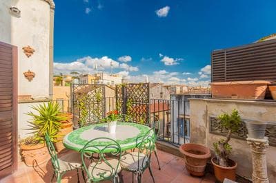 the B rooftop apartment