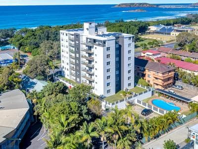 Tradewinds Apartments