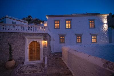 Antoinette Mansion
