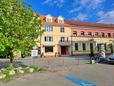 7 Levél Central Apartments