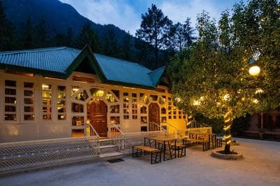 Zostel Kasol, Katagla