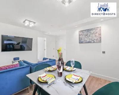 Three Bedroom Beautiful & Comfy Acton Gem Apartment by Direct2hosts With King Beds & Free Parking!