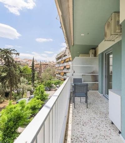 stylish zografou apartement