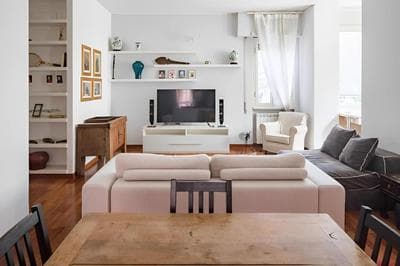 Gianicolo Elegant Art Oasis