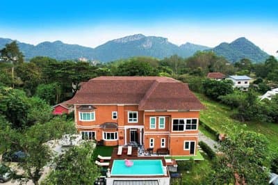 Chateau de Lucy Khao Yai
