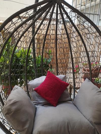 Renovated Basement Duplex with Patio and Folk Decor in the Heart of Athens