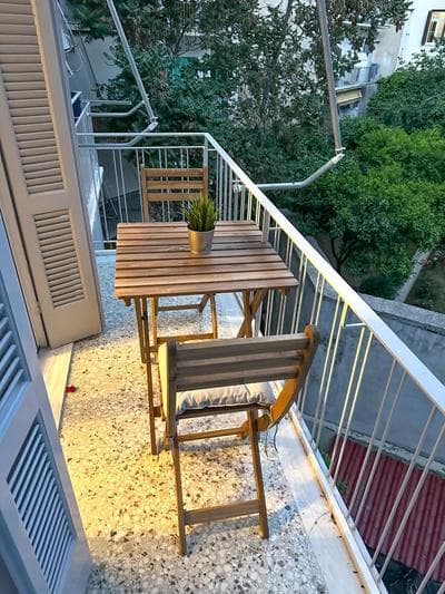 Cozy & modern apartment near Panathenaic Stadium