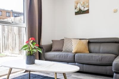 Bright 2 BDR house wgarden & parking, Greenwich