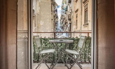 Affittacamere Guesthouse in Historical Center near to Subway of Toledo Station