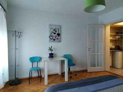 4 minutes from Lausanne Train Station
