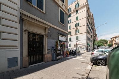 GuestHost - Functional Apartment Piazza Re di Roma