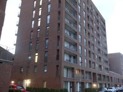 Flat near tube station, O2, Excel and Canary Wharf