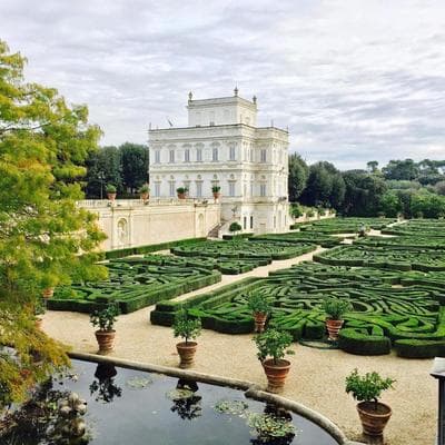 Piccolomini Vatican Suite
