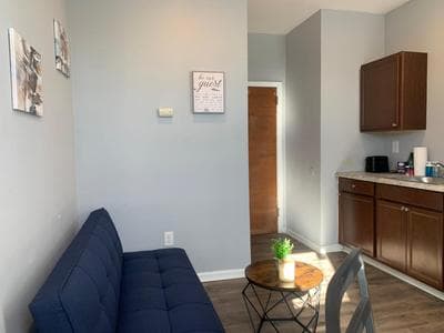 The Oakden Suites in Orange Loop D7