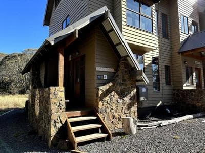 Cape Cod Chalet, alpine-getaways