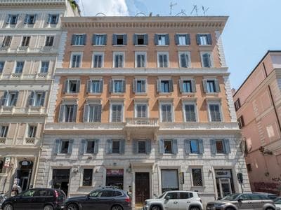 The Best Rent - Two-bedroom apartment in Colosseum area