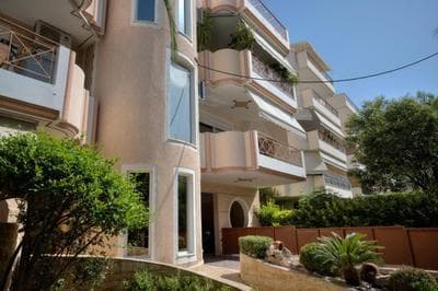 Elegant 2-Bedroom Apartment with Sea View, 100m2