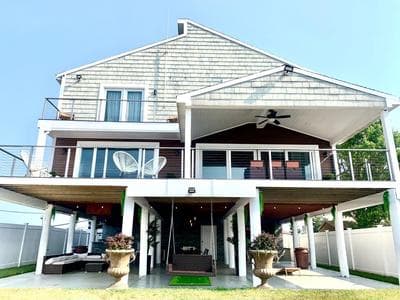 Lago-mar Luxury Modern Waterfront Home