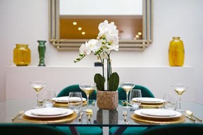 Marble Arch Suite 7