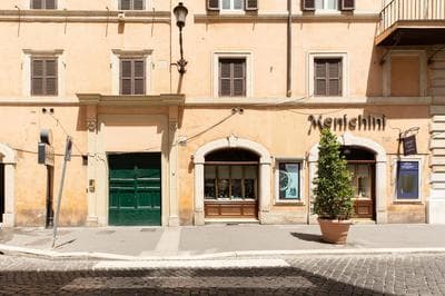 Spanish Steps Caesar Suites