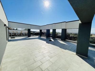 Penthouse Coloana Infinitului
