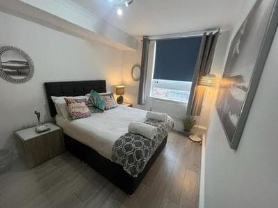 2 Bedroom flat in central London