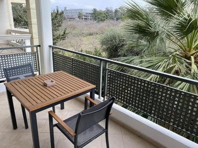 Cozy Apartment with Scenic View