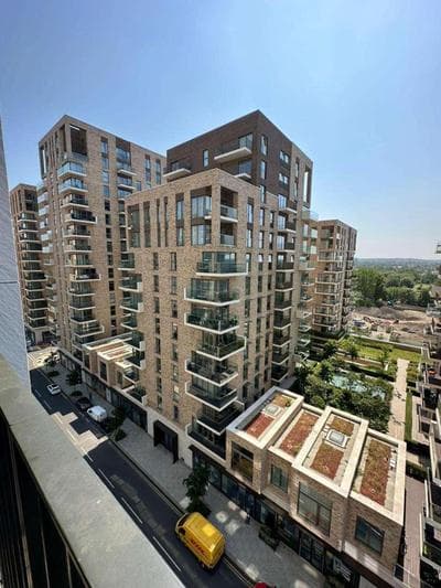 Spacious one bedroom luxury apartment in Kidbrooke Greenwich