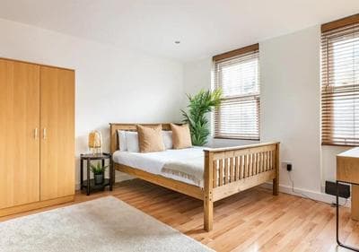 Modern Studio Apartment In Shoreditch