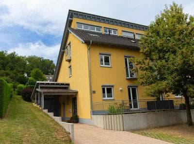 Ferienhaus Moselhöhe - 2023 neu renoviert, mit Design-Ausstattung & großem Garten