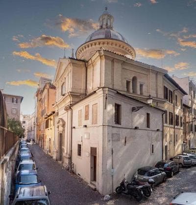 Sweet Giulia's apartment